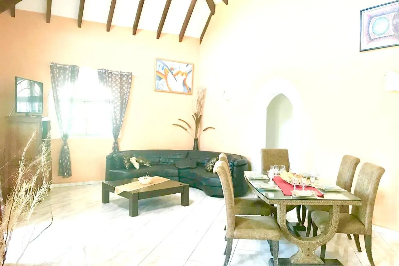Villa De 5 Chambres A Deshaies A 250 M De La Plage Avec Vue Sur La Mer Piscine Privee Et Jacuzzi